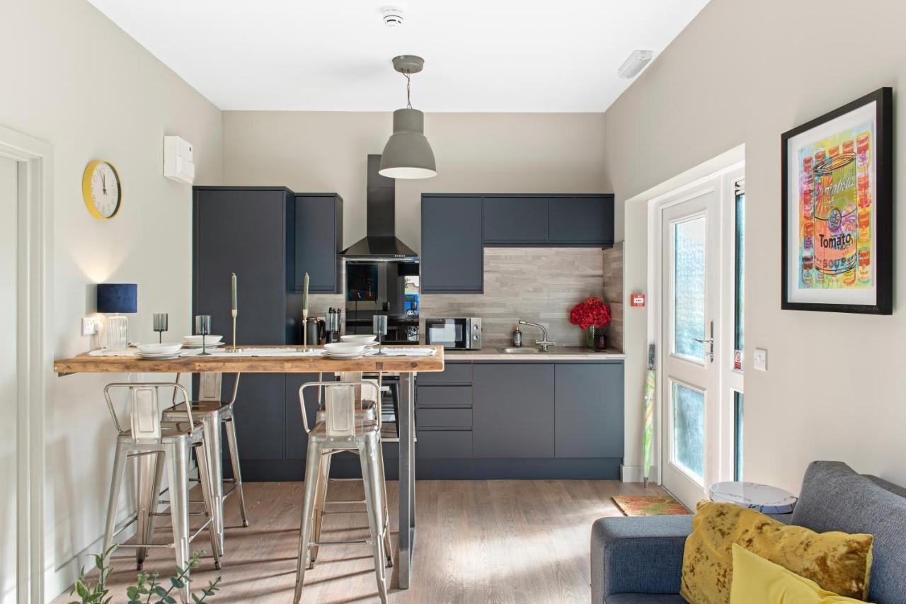 Villa Brand New 1-Bed Flat With Free Parking à Nottingham Extérieur photo